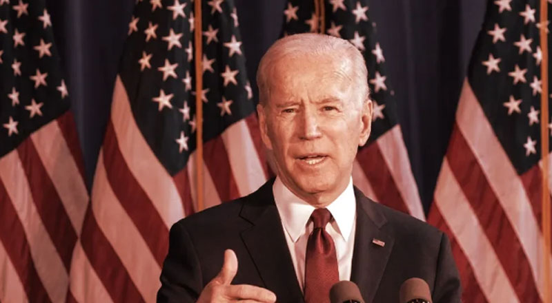 Presidente Biden assina a tão esperada ordem executiva de criptomoedas